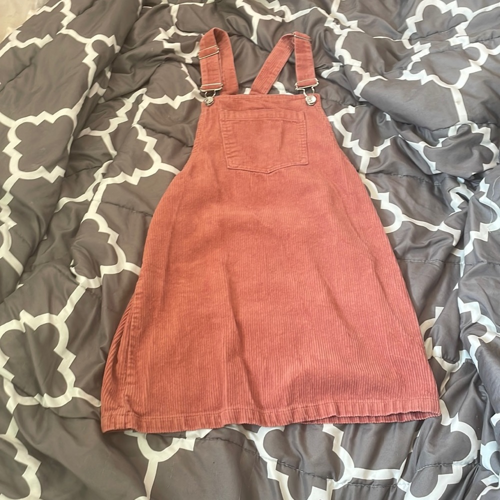 pink overall dress perfect for summer🩷